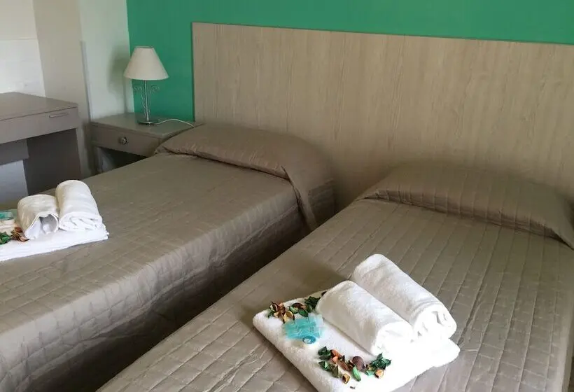 Standard Neljän Hengen Huone, Castelsardo Domus Beach