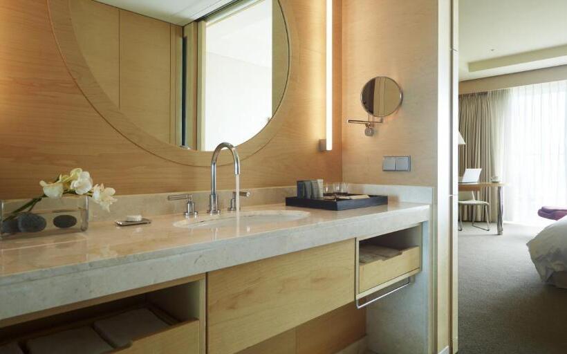 Quarto Executivo Cama King, Haevichi Hotel & Resort Jeju