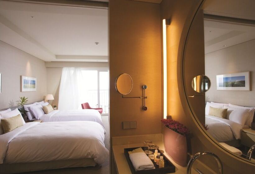 Номер Superior, Haevichi Hotel & Resort Jeju