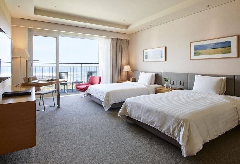 Quarto Deluxe Vista Mar Lateral, Haevichi Hotel & Resort Jeju