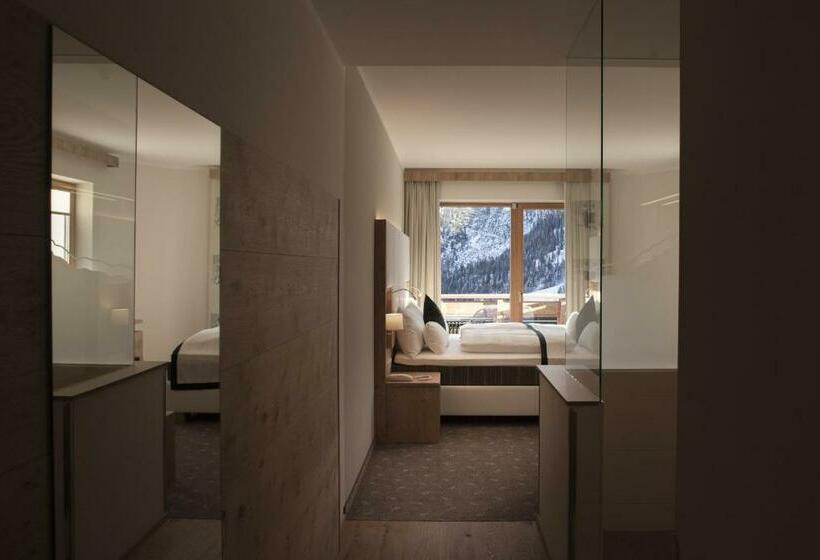 חדר דלוקס, Nassfeld