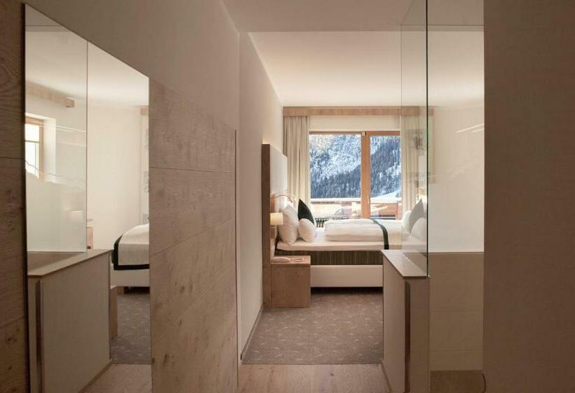 חדר דלוקס, Nassfeld