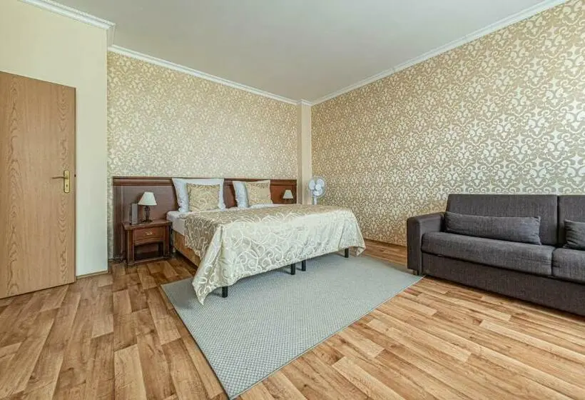 Perhehuone, Wellness Hotel Pivovar Monopol