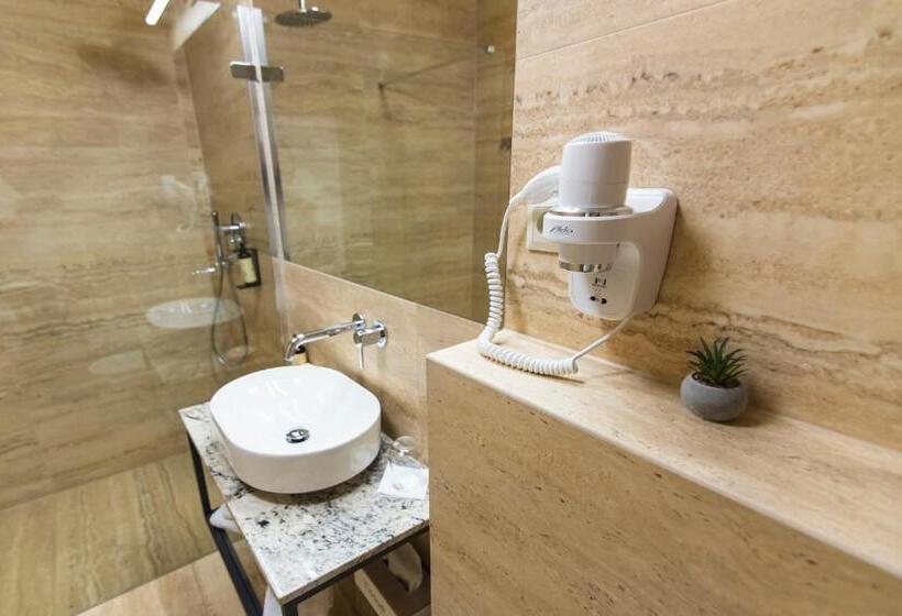 수피리어 싱글 룸, Wellness Hotel Pivovar Monopol