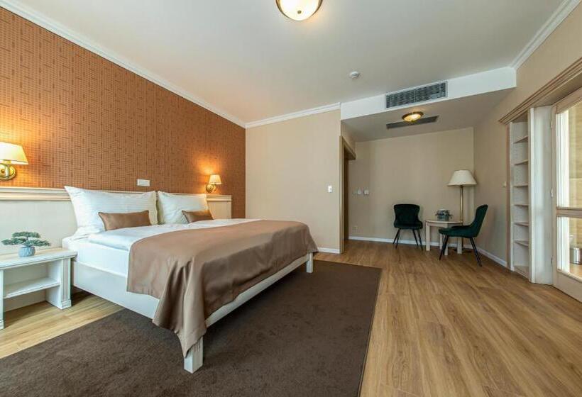 Президентский Люкс, Wellness Hotel Pivovar Monopol