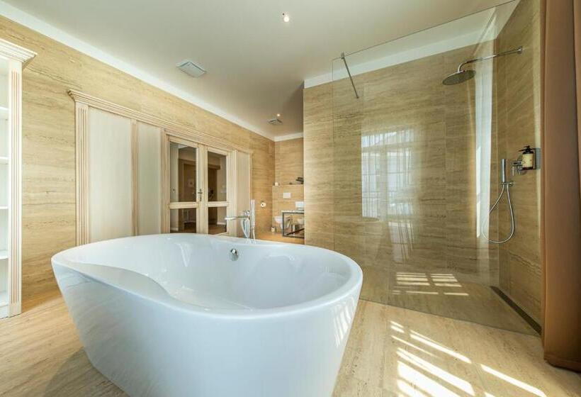 Президентский Люкс, Wellness Hotel Pivovar Monopol