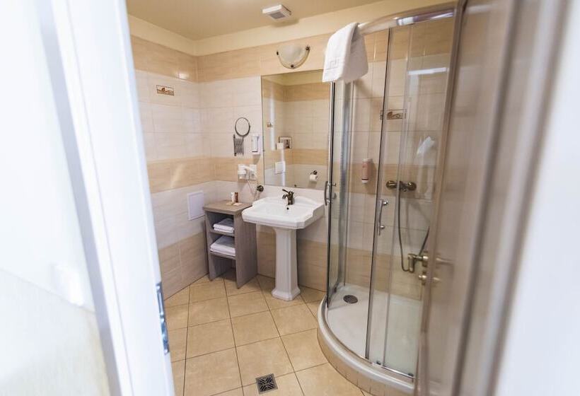 Номер Стандарт, Wellness Hotel Pivovar Monopol