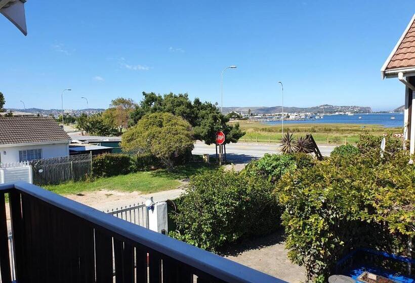 패밀리 룸, Lakeside Knysna Accomodation