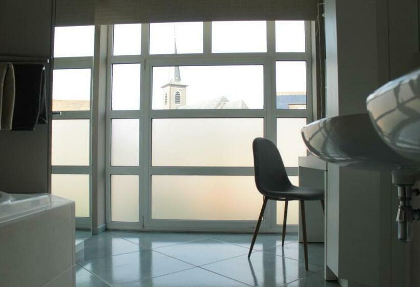 패밀리 스위트, Maas&mechelen B&b Massage & Wellness