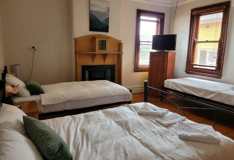 اتاق خانوادگی, Burwood Bed And Breakfast