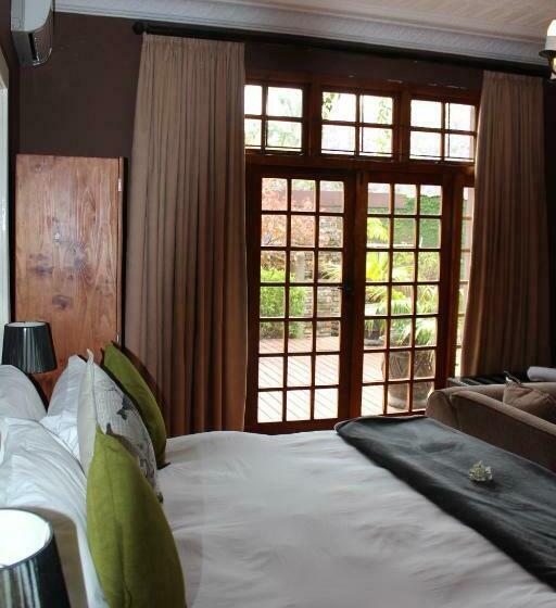 标准间, Palm Tree Manor