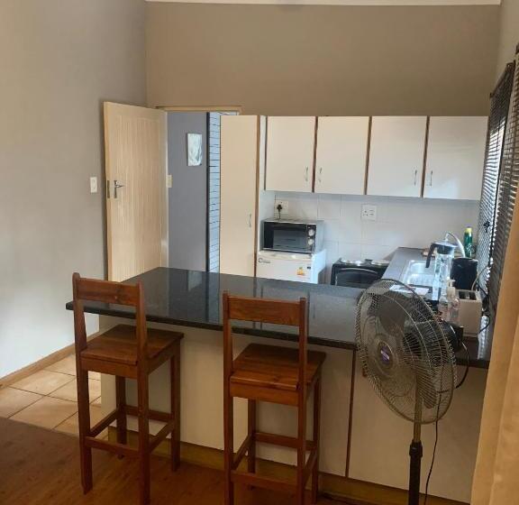 套房, Palm Tree Manor