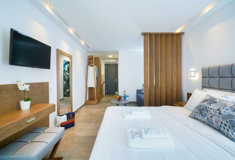 ファミリーステューディオ, Studios Nautilus Iii