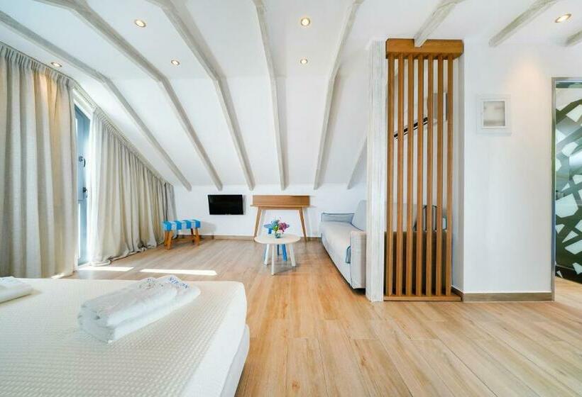 ファミリーステューディオ, Studios Nautilus Iii