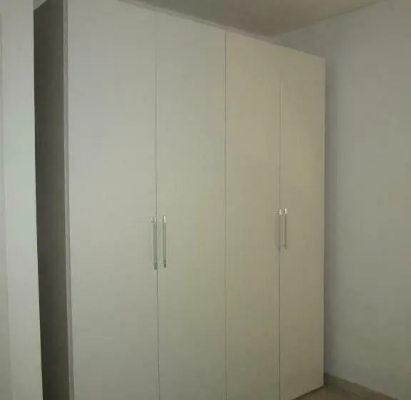 Huoneisto 1 Makuuhuone Parveke, Residenza Miramare