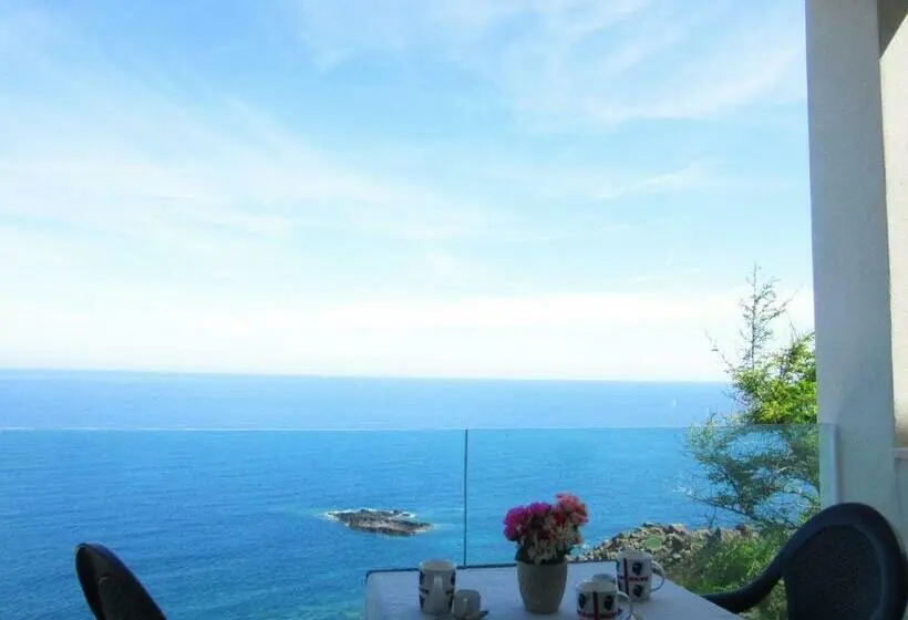 Huoneisto 1 Makuuhuone Parveke, Residenza Miramare