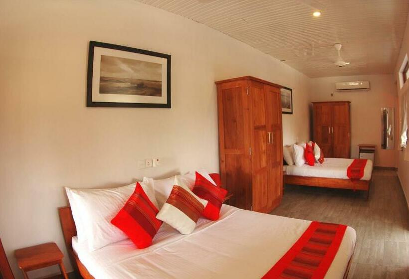 デラックスファミリールーム, The Villa In Lavinia