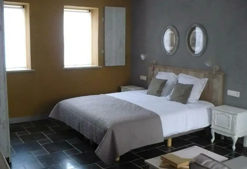Deluxe-huone, B&b Kamer En Aambeeld