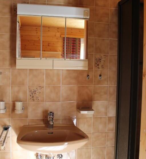 带共用浴室的标准房间, Gästehaus Moser