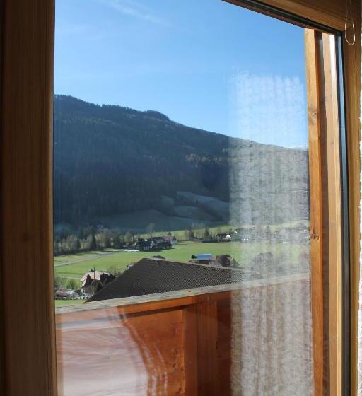 Standard room with outdoor bath, Gästehaus Moser
