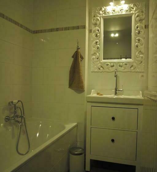 جناح جونيور, Bed & Breakfast De Kleine Magnolia