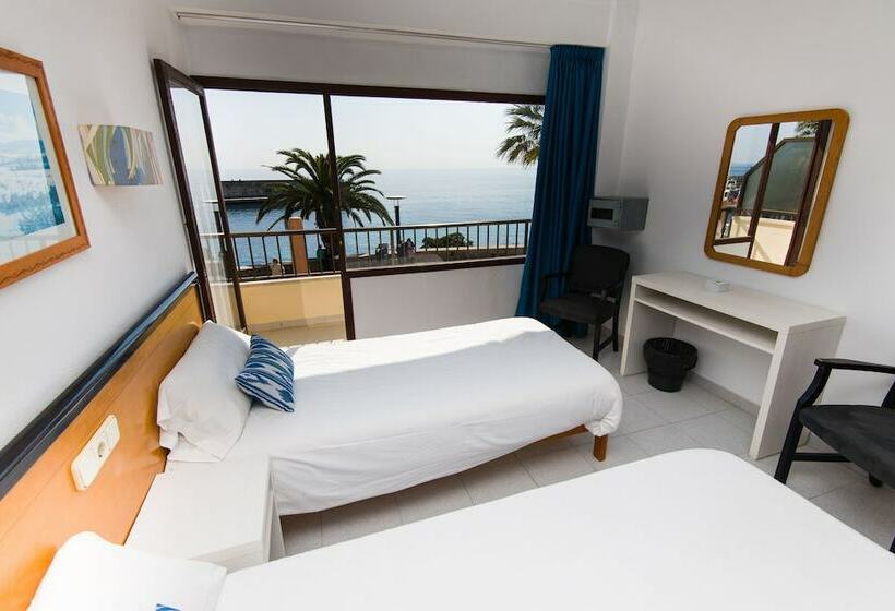 غرفة قياسية مطلّة علي البحر, Hostal Port Corona