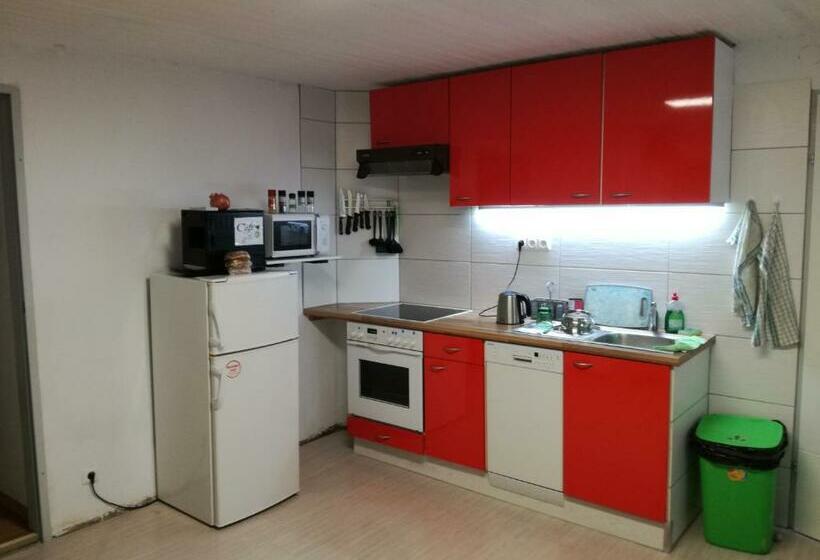 Кровать в Общей Комнате, Hostel Bad Goisern
