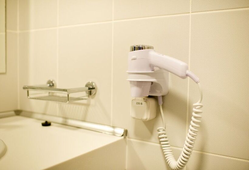 Apartament 1 Dormitori, Arena