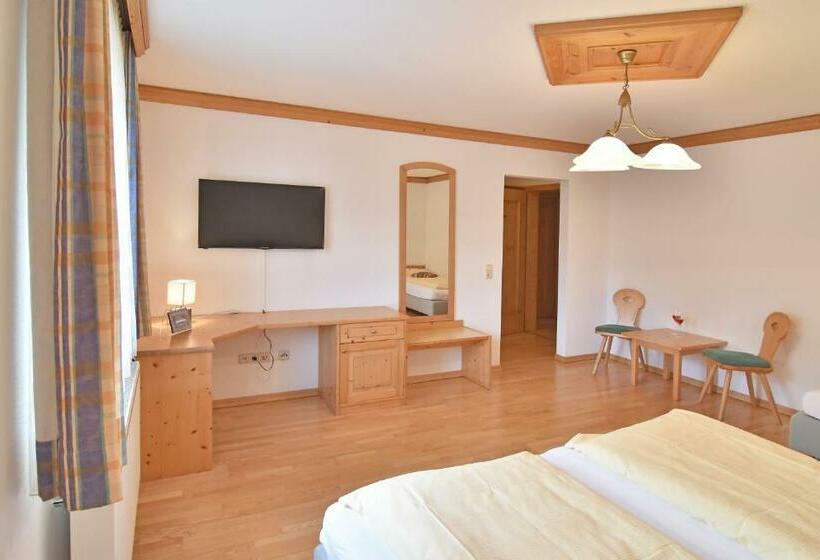 スーペリアールーム, Ausseerland