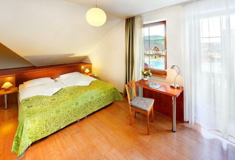 스탠다드 룸 공원 전망, Bešeňová