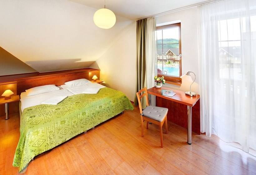 스탠다드 룸, Bešeňová