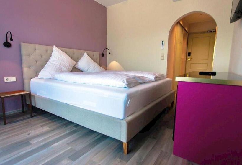 标准间带阳台, Eden Park