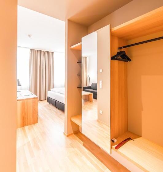 اتاق کلاس بیزنس, Göttfried   Essen Trinken Schlafen