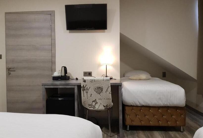 اتاق خانوادگی, Hôtel Méribel