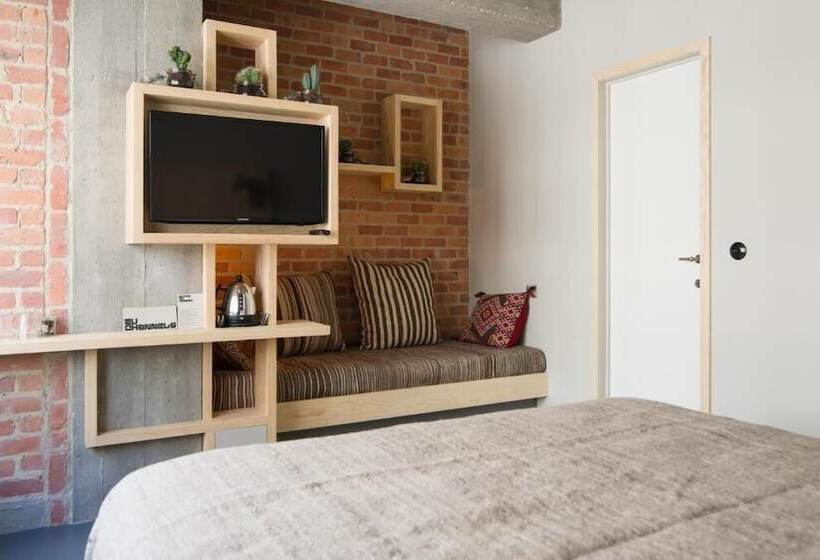 Habitació Triple Estàndard, Jam Brussels