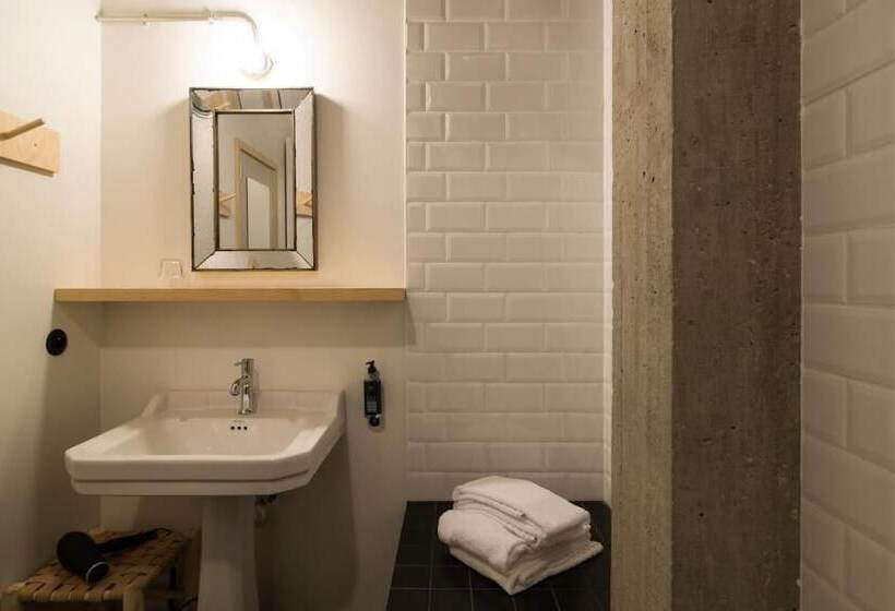 Habitació Triple Estàndard, Jam Brussels