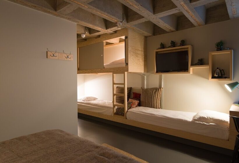 Family Room, Jam Brussels