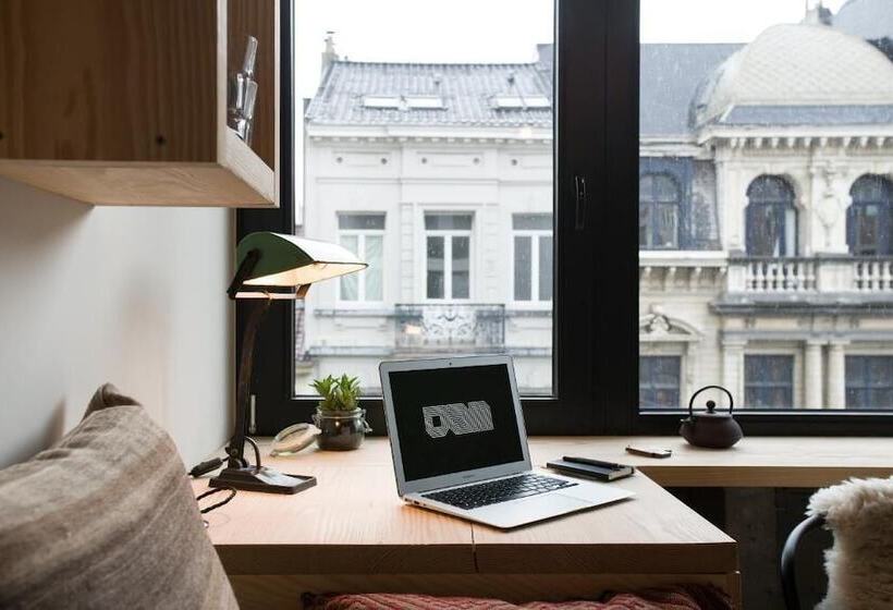 Family Room, Jam Brussels