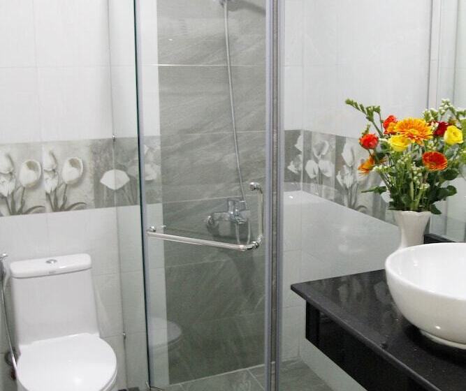 اتاق سوپریور, Khanh Duy