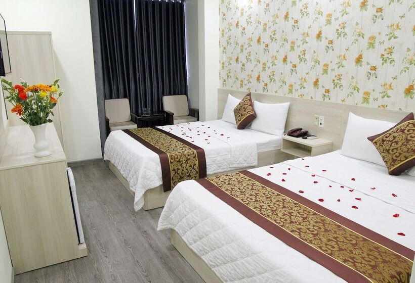 اتاق سوپریور, Khanh Duy