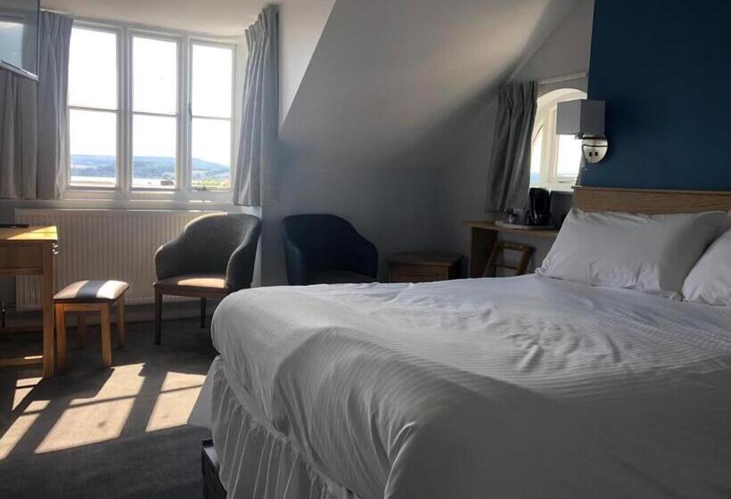 غرفة سوبيريور مطلّة علي البحر, Manor