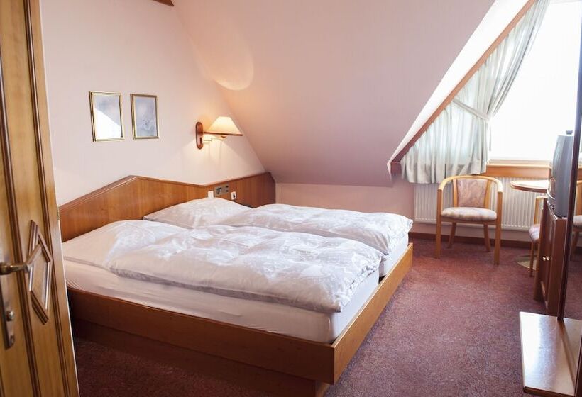 スタンダードルーム, Pendl