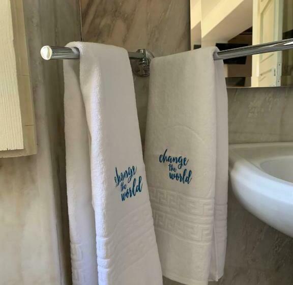 스탠다드 룸, Change The World   Solar De Alvega