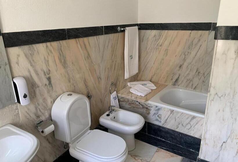 스탠다드 룸, Change The World   Solar De Alvega