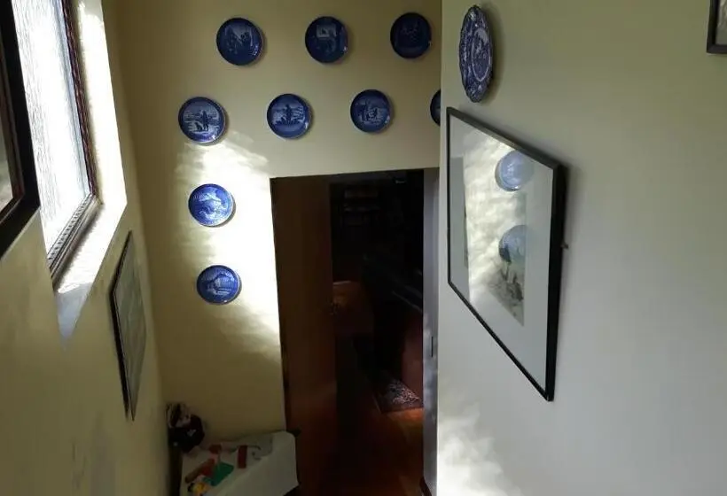 Standard Neljän Hengen Huone, The Stone House B&b