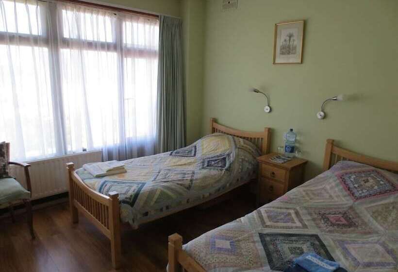 4인용 스탠다드 룸, The Stone House B&b