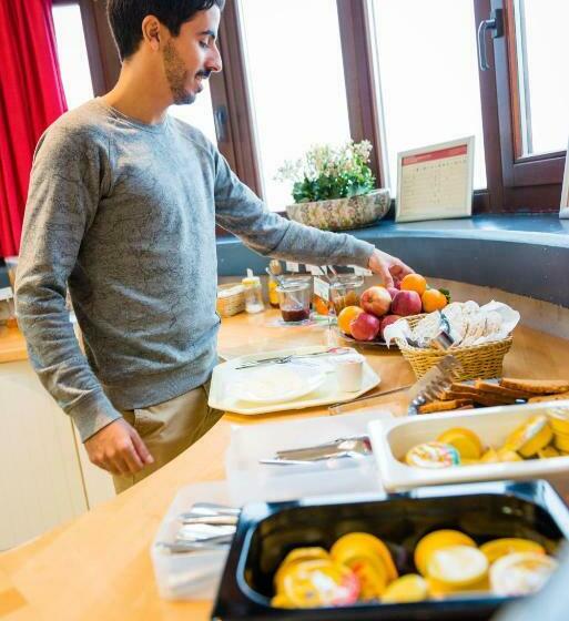 غرفة قياسية رباعية, Auberge De Jeunesse De Bouillon