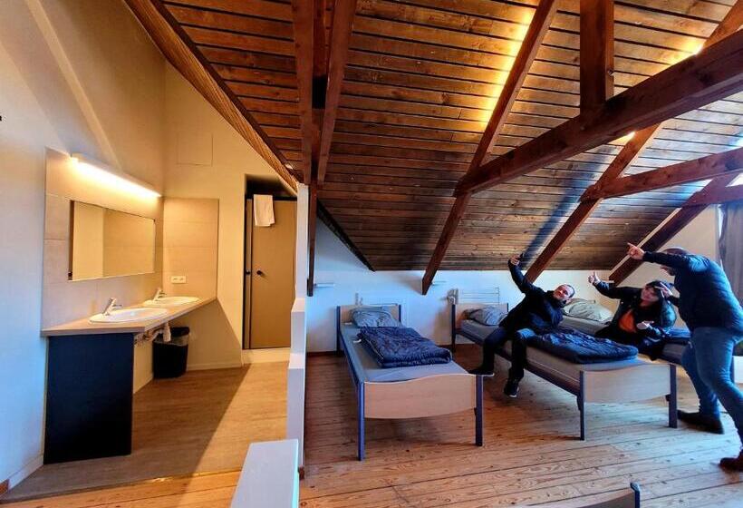 غرفة عائلية حمام مشترك, Auberge De Jeunesse De Bouillon