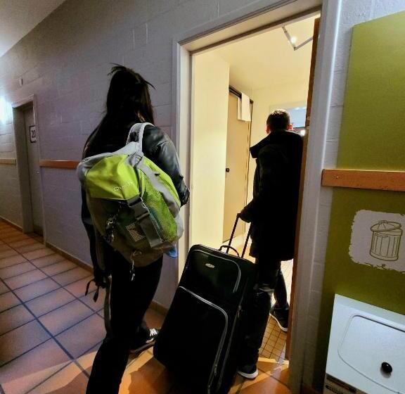 سرير فى غرفة مشتركه, Auberge De Jeunesse De Bouillon