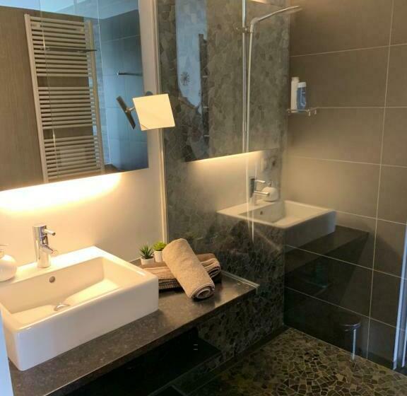 Номер Стандарт, B&b Gusto